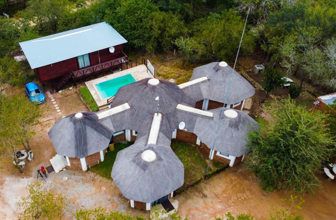 Nanisto Bush Lodge マールロス・パーク エクステリア 写真