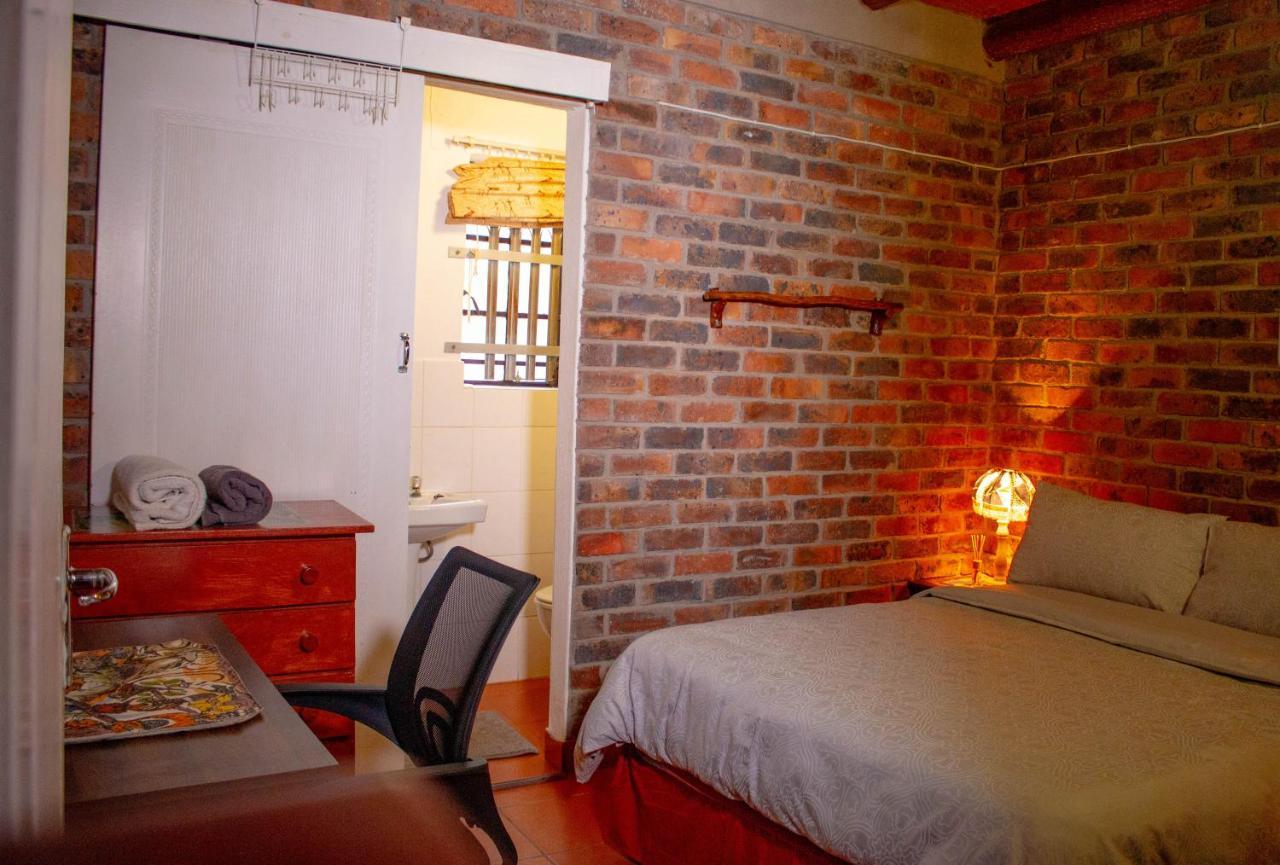 Nanisto Bush Lodge マールロス・パーク エクステリア 写真