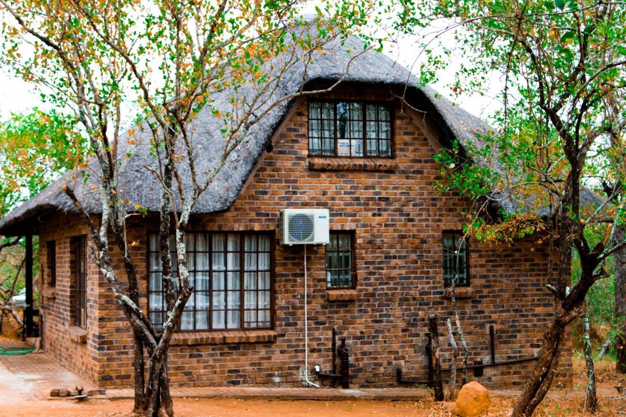 Nanisto Bush Lodge マールロス・パーク エクステリア 写真